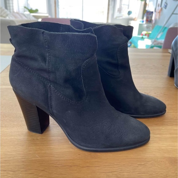 Vince Camuto Booties - Picture 1 of 4